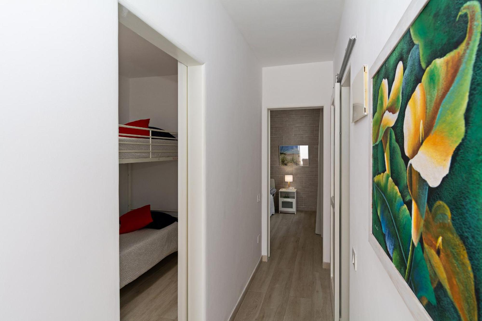 2Br Terrace Home - 10 Min Walk To The Beach Плая Онда Екстериор снимка