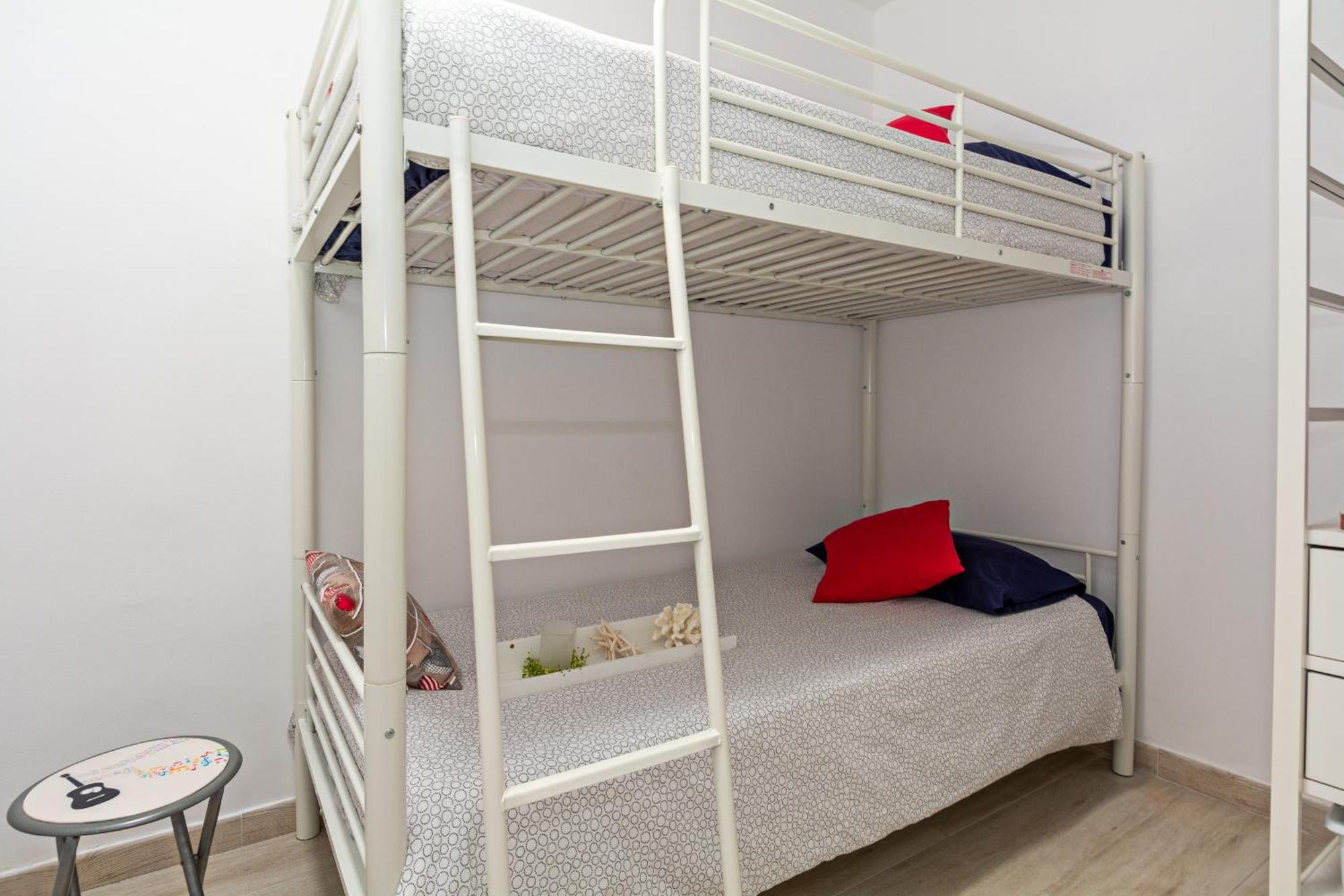 2Br Terrace Home - 10 Min Walk To The Beach Плая Онда Екстериор снимка