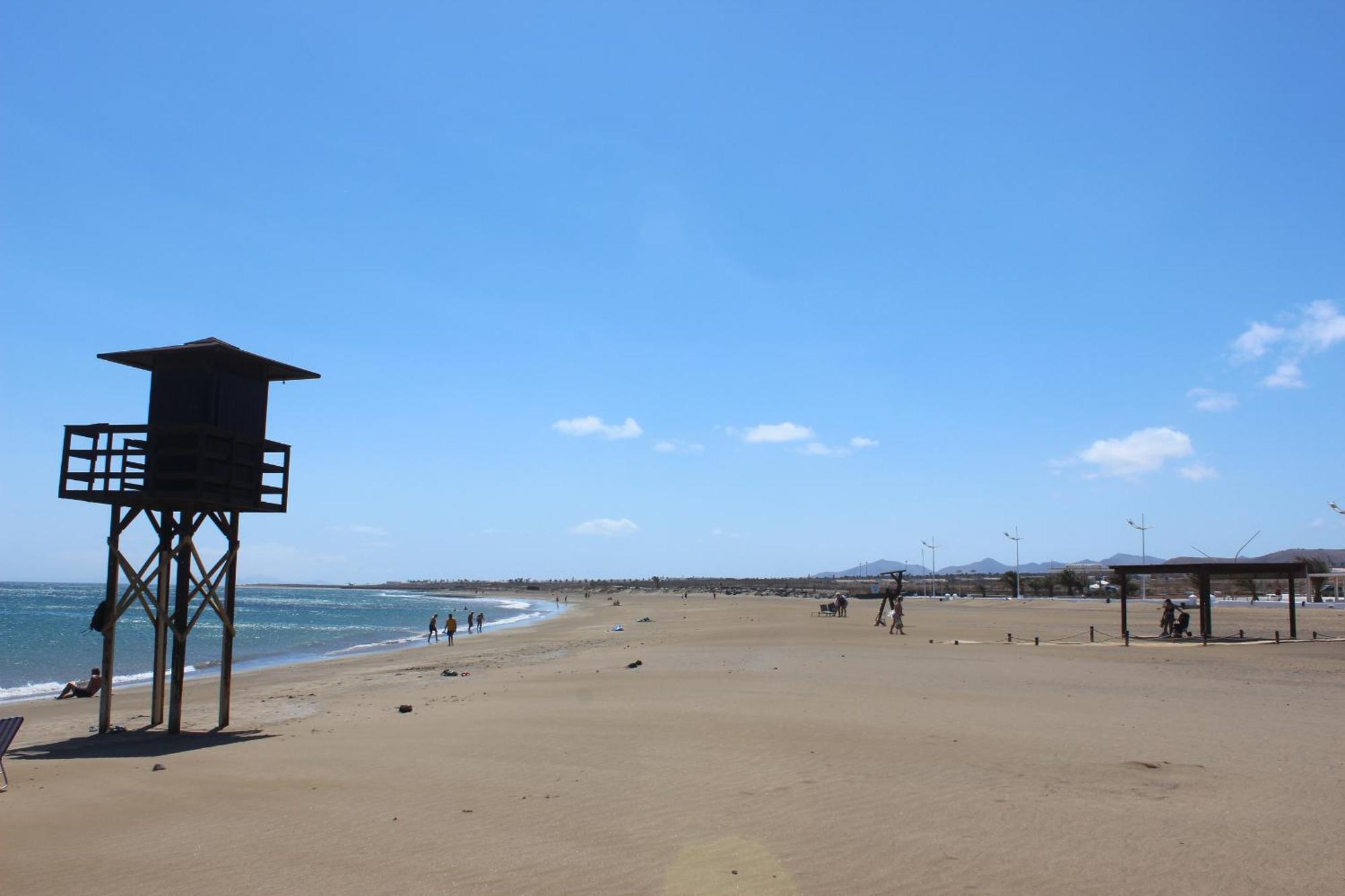 2Br Terrace Home - 10 Min Walk To The Beach Плая Онда Екстериор снимка
